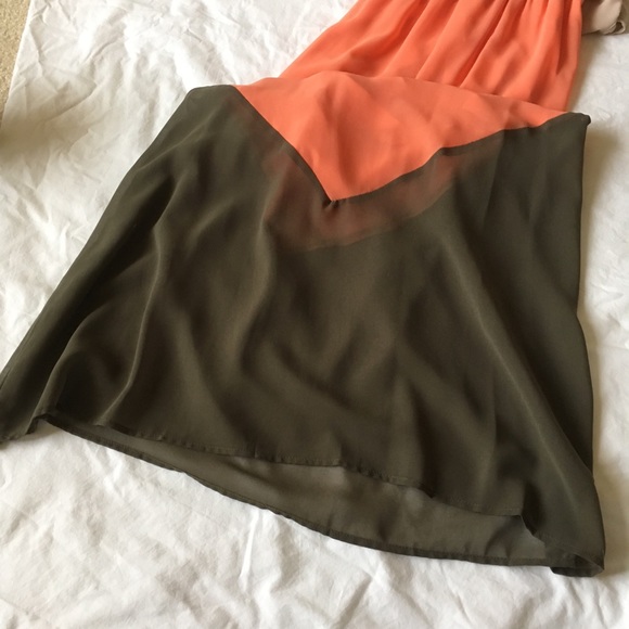 Colorblock Maxi Dress - Picture 4 of 6